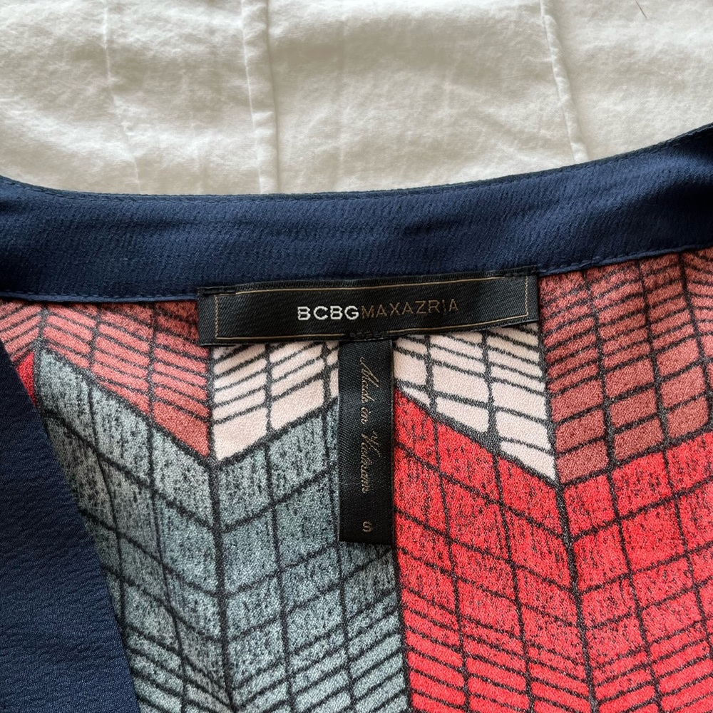 Bcbgmaxazria Geometric Patterned Blouse - image 5
